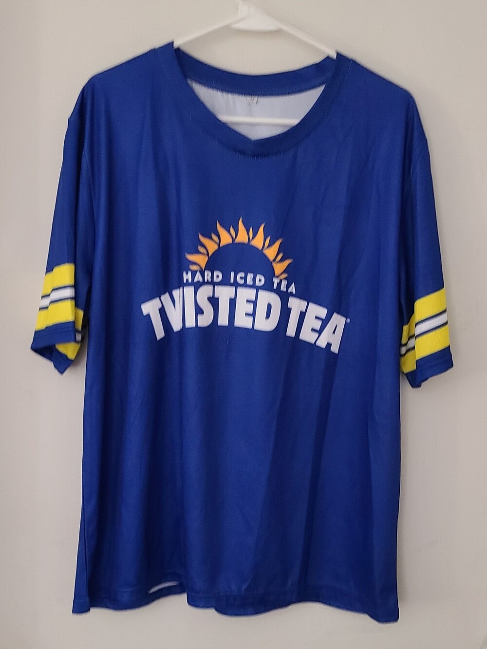 Twisted Tea Men’s Jersey XL Keep It Twisted #24